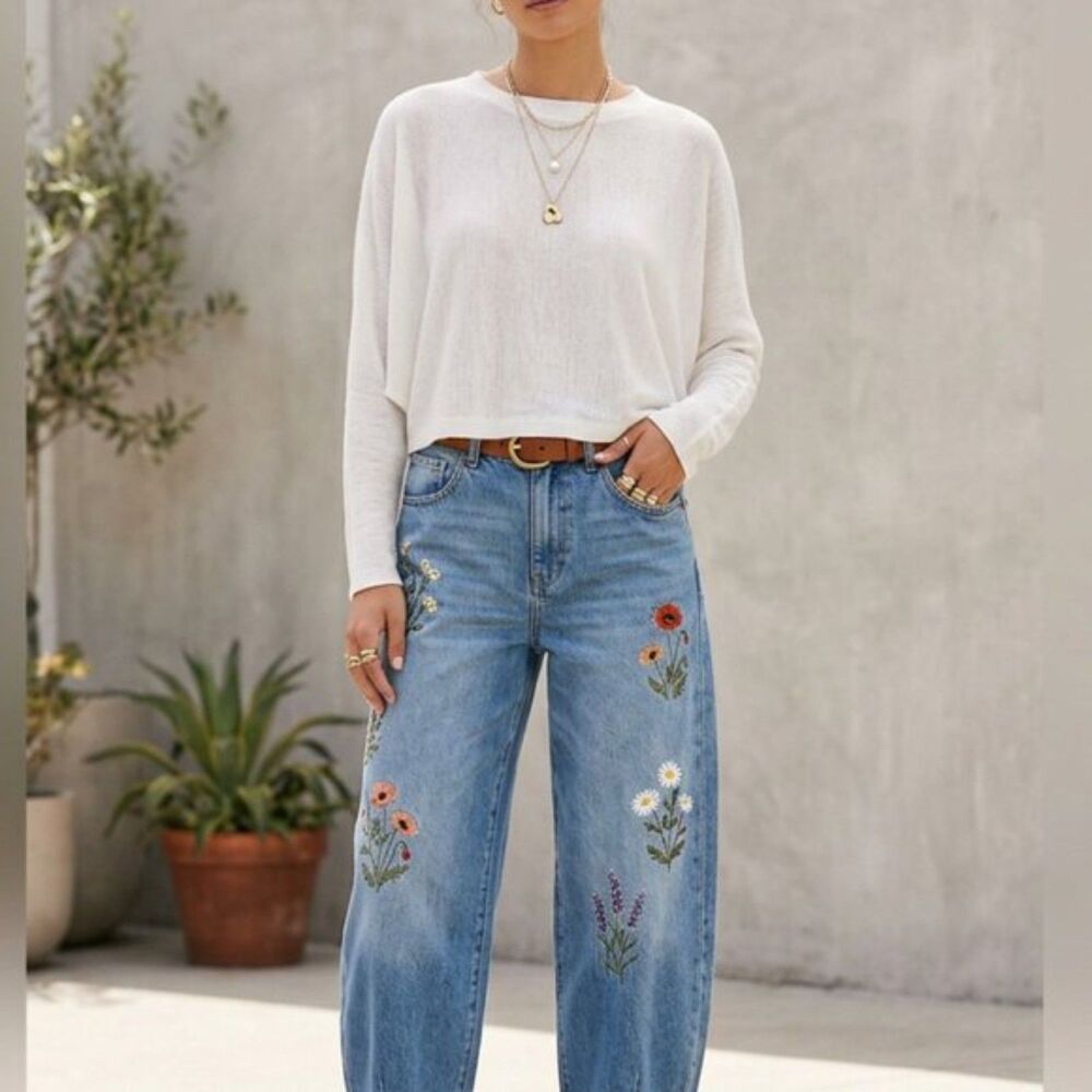 Akris Punto White Cropped Airy Batwing Sweater